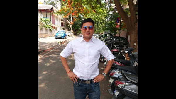 ಭವಿಷ್ಯ ನುಡಿಯುವ ಹೇಳುವ ಜ್ಯೋತಿಷಿ ಇವನು