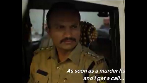 ಹಿರಿಯ ಪೊಲೀಸ್ ಅಧಿಕಾರಿಗಳು, ಸಿಬ್ಬಂದಿ ಕಾಣಿಸಿಕೊಂಡಿದ್ದಾರೆ