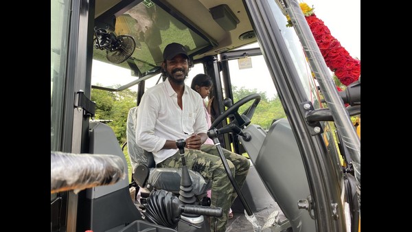 ಹಳ್ಳಿ ದತ್ತು ಪಡೆದಿರುವ ಪ್ರಕಾಶ್ ರಾಜ್