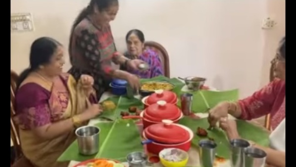 Actress Shruthi, Bharthi Vishnuvardhan And Hema Chaudhary Visited Leelavathis House Actress Shruthi, Bharthi Vishnuvardhan And Hema Chaudhary Visited Leelavathis House