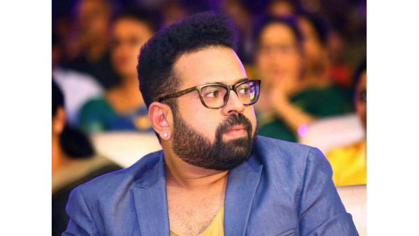 'ಬೊಂಬೆ ಹೇಳುತೈತೆ' ಅಭಿಮಾನದ ಗೀತೆ