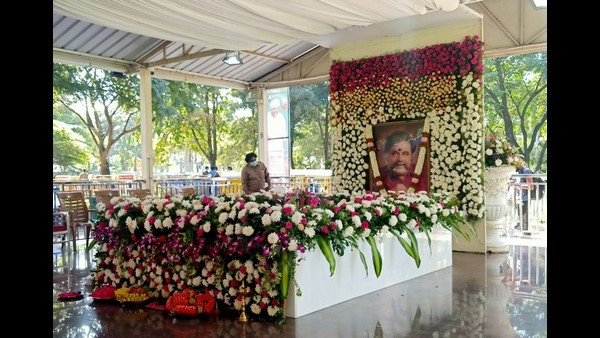 ಅಂಬೀಶ್ ಫೌಂಡೇಷನ್ ಟ್ರಸ್ಟ್ ಸ್ಥಾಪನೆ!