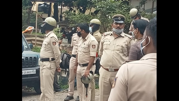 ಹಂಸಲೇಖ ಬೆಂಬಲಿಸಲು ಜಾಥಾಗೆ ಬರಲು ಕರೆ