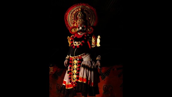 ಕಲಾವಿದರ ಬದುಕಿನ ಮೇಲೆ ಹೊಡೆತ
