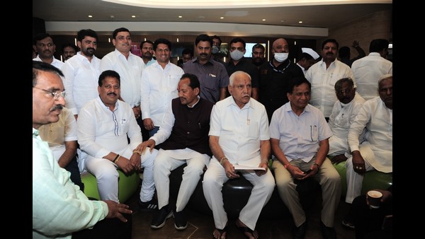 Former CM BS Yediyurappa watched Controvercial movie The Kashmir files Former CM BS Yediyurappa watched Controvercial movie The Kashmir files