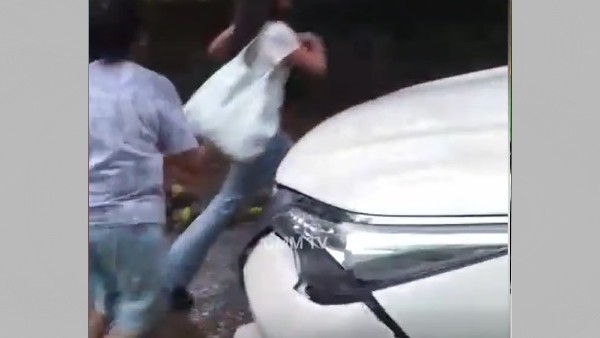 ಗೂಂಡಾಗಳ ಜೊತೆ ಬಂದು ಹಲ್ಲೆ