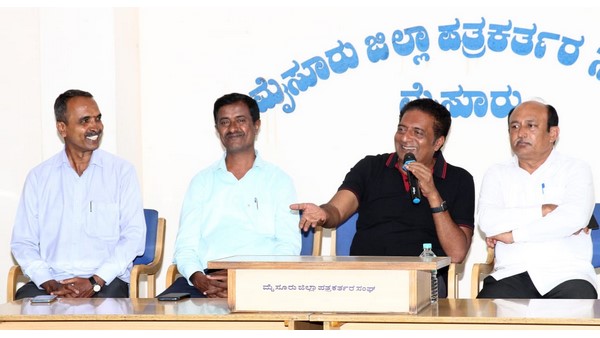 ಇಡಿ ದಾಳಿ ಭಯ ಇಲ್ಲ: ಪ್ರಕಾಶ್ ರೈ