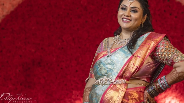 ಬೇಬಿ ಬಂಪ್ ಫೋಟೋಶೂಟ್ನಲ್ಲಿ ನಮಿತಾ!