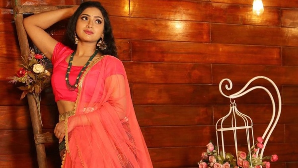 ಸೋಷಿಯಲ್ ಮೀಡಿಯಾದಲ್ಲಿ ಸಕ್ರಿಯ!