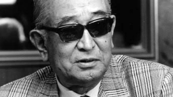 ಚಿತ್ರಕತೆ ತ್ಯಜಿಸುವ ಅಕಿರಾ ಕುರೊಸೋವಾ