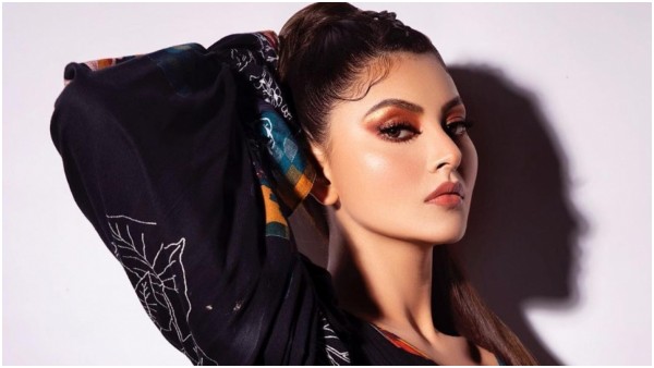 Urvashi Rautela trolled for her Romantic reel With Pak Bowler Naseem Shah Urvashi Rautela trolled for her Romantic reel With Pak Bowler Naseem Shah