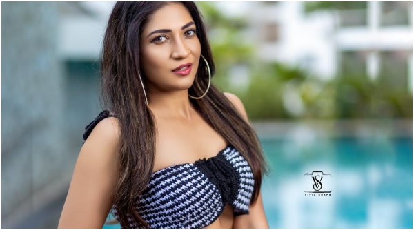 Sandalwood Actress Iti Acharya Showcase in New York Times Square Bill Board Sandalwood Actress Iti Acharya Showcase in New York Times Square Bill Board