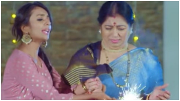 ಸೀತಾ ಹಚ್ಚಿದ ಪಟಾಕಿ