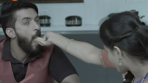 ದಾಮಿನಿ ಮಾತಿಗೆ ತಲೆ ಕೆಡಿಸಿಕೊಳ್ಳದ ಅಖಿಲಾ
