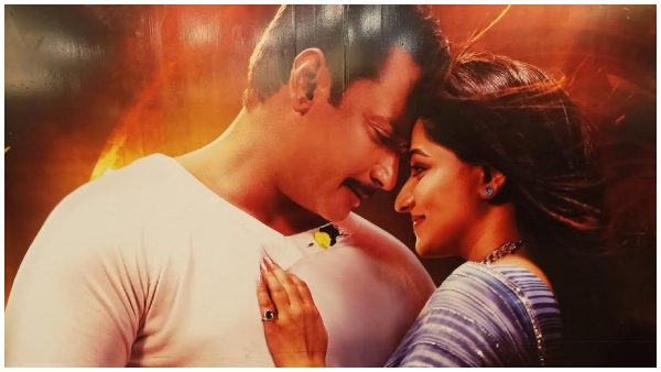 darshan-pays-tribute-to-appu-in-hospete-before-kranti-movie-bombe-bombe-song-release darshan-pays-tribute-to-appu-in-hospete-before-kranti-movie-bombe-bombe-song-release