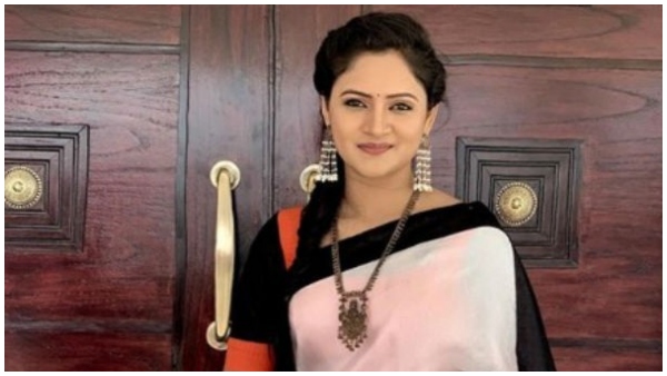 ಬರಹಗಾರ್ತಿ ರಂಜಿನಿ ರಾಘವನ್