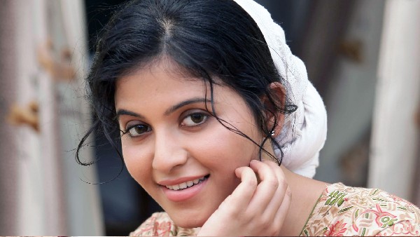 ನಾವು ಬರೀ ಅಭಿನಯ ಮಾಡ್ತೇವೆ