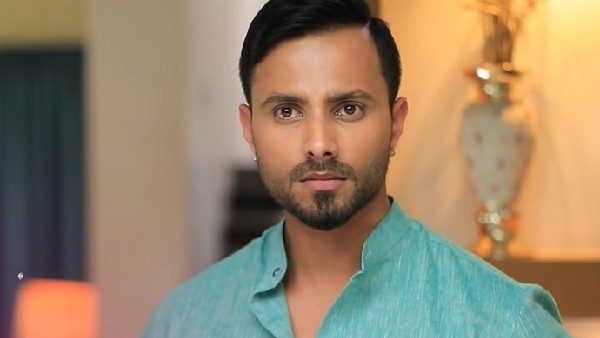 ಮನೆಯಿಂದ ನಕ್ಷತ್ರಳನ್ನು ತಳ್ಳಿದ ಶಕುಂತಲಾ ದೇವಿ