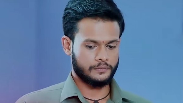 ಚಾರು ಭವಿಷ್ಯ ರಾಮಾಚಾರಿ ಕೈಯಲ್ಲಿ