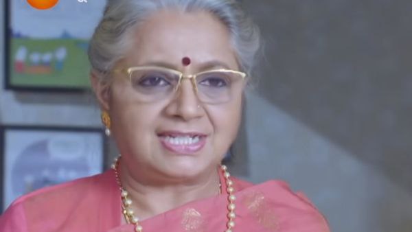 ಲೀಲಾ ಮನವೊಲಿಸಿದ ಅಜ್ಜಿ