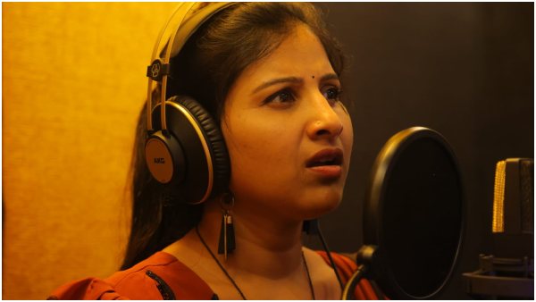 Telugu Singer Mangli Sung A Song For Kannada Movie Siren Telugu Singer Mangli Sung A Song For Kannada Movie Siren