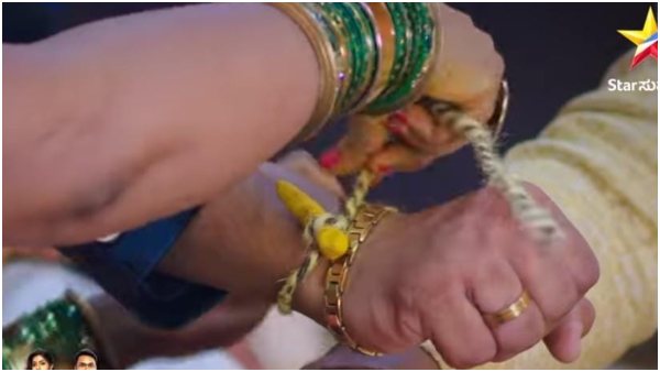ಸಾಮ್ರಾಟ್ ಕೈನಲ್ಲಿ ಕಂಕಣ