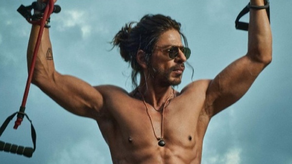 Shah Rukh Khan wears a high-end watch worth a whopping Rs 4 core Shah Rukh Khan wears a high-end watch worth a whopping Rs 4 core